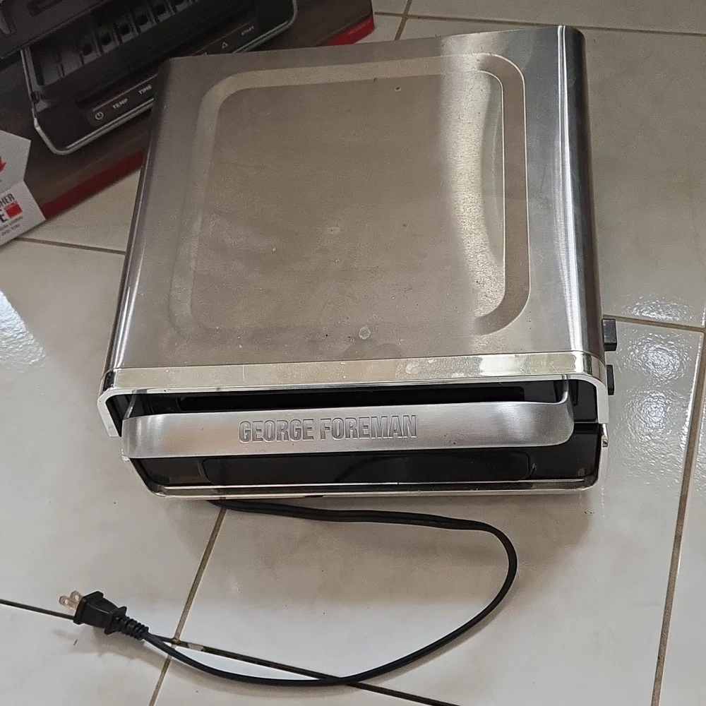 George Foreman Stainless Steel Electric Grill - Silver - Picture 2 of 5